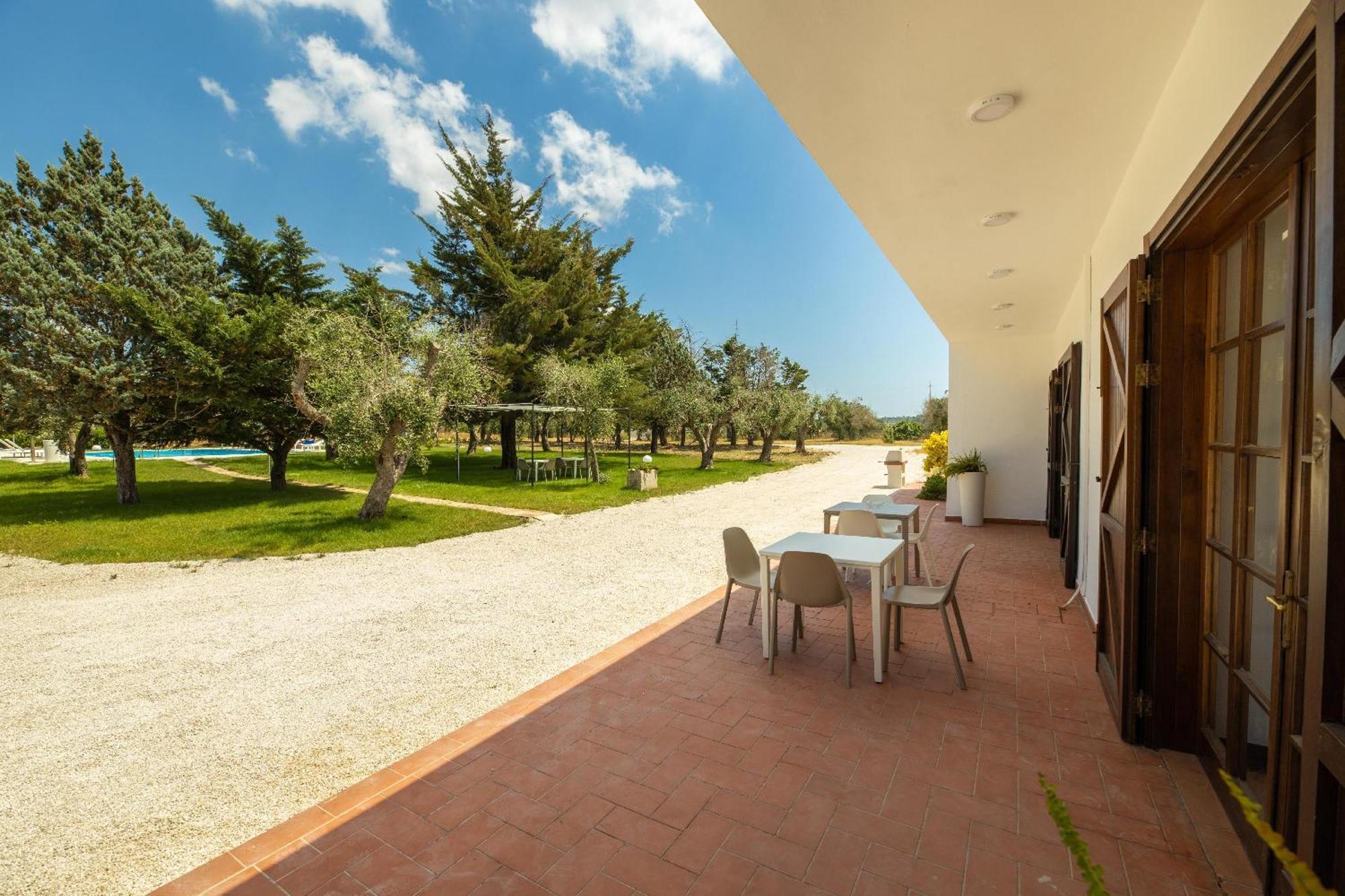 Villa Topazio Poggiardo Exterior photo